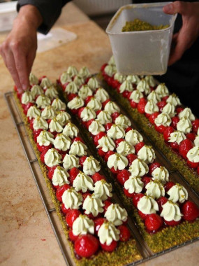 Tarte Trocadéro Fraises Pistache 13 pers