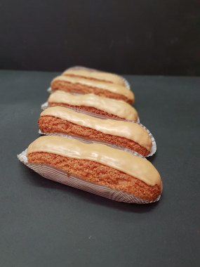 Eclair café